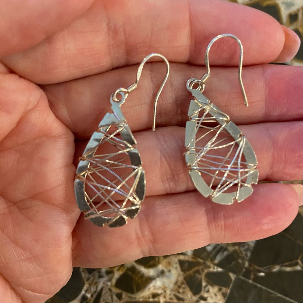 Elegant Sterling Silver Wire Wrapped Earrings - Picture 2 of 3